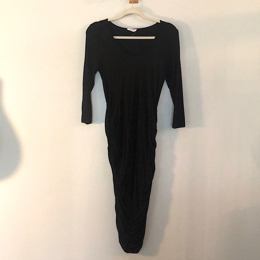 Ingrid & Isabel Side Ruched Maternity Dress